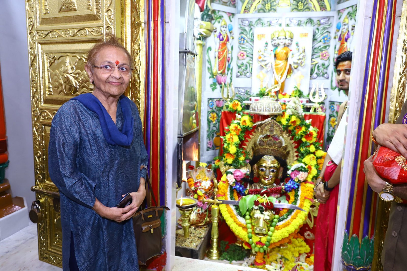 Visiting Devotees